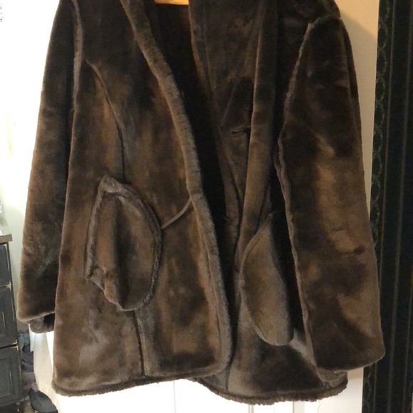 Jones New York XL Ultra suede, faux fur lined, brown winter coat - Picture 8 of 13